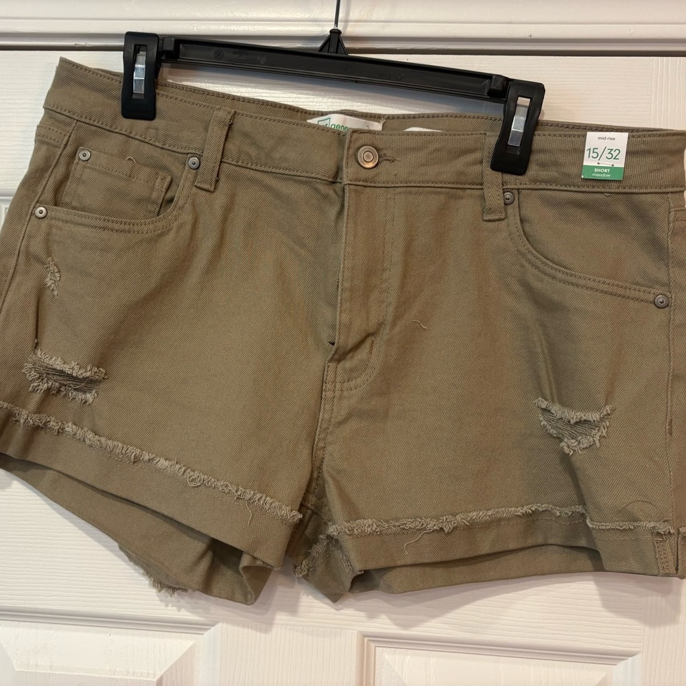 Stylish Tan Women's Shorts